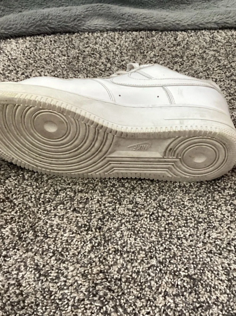 Nike x Supreme Air Force 1 CU9225-102